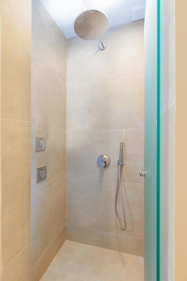 Kales Sea View Suites 依拉佩特拉 外观 照片