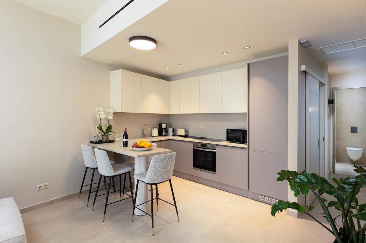 Kales Sea View Suites 依拉佩特拉 外观 照片