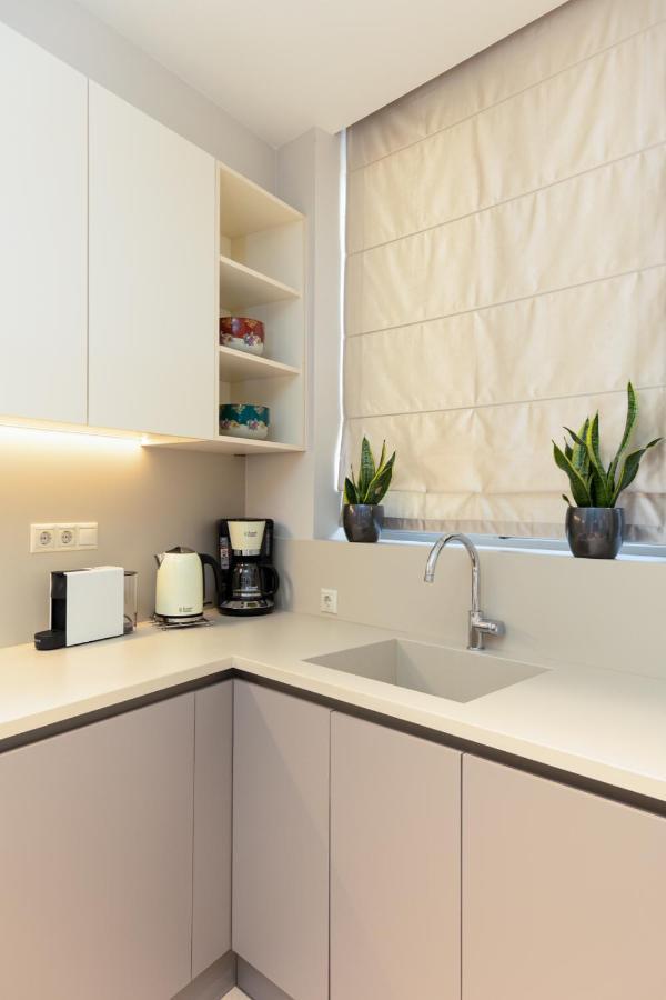 Kales Sea View Suites 依拉佩特拉 外观 照片